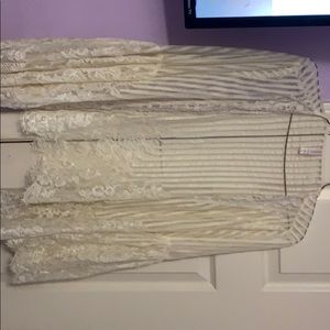 Cute laced sheer cardigan